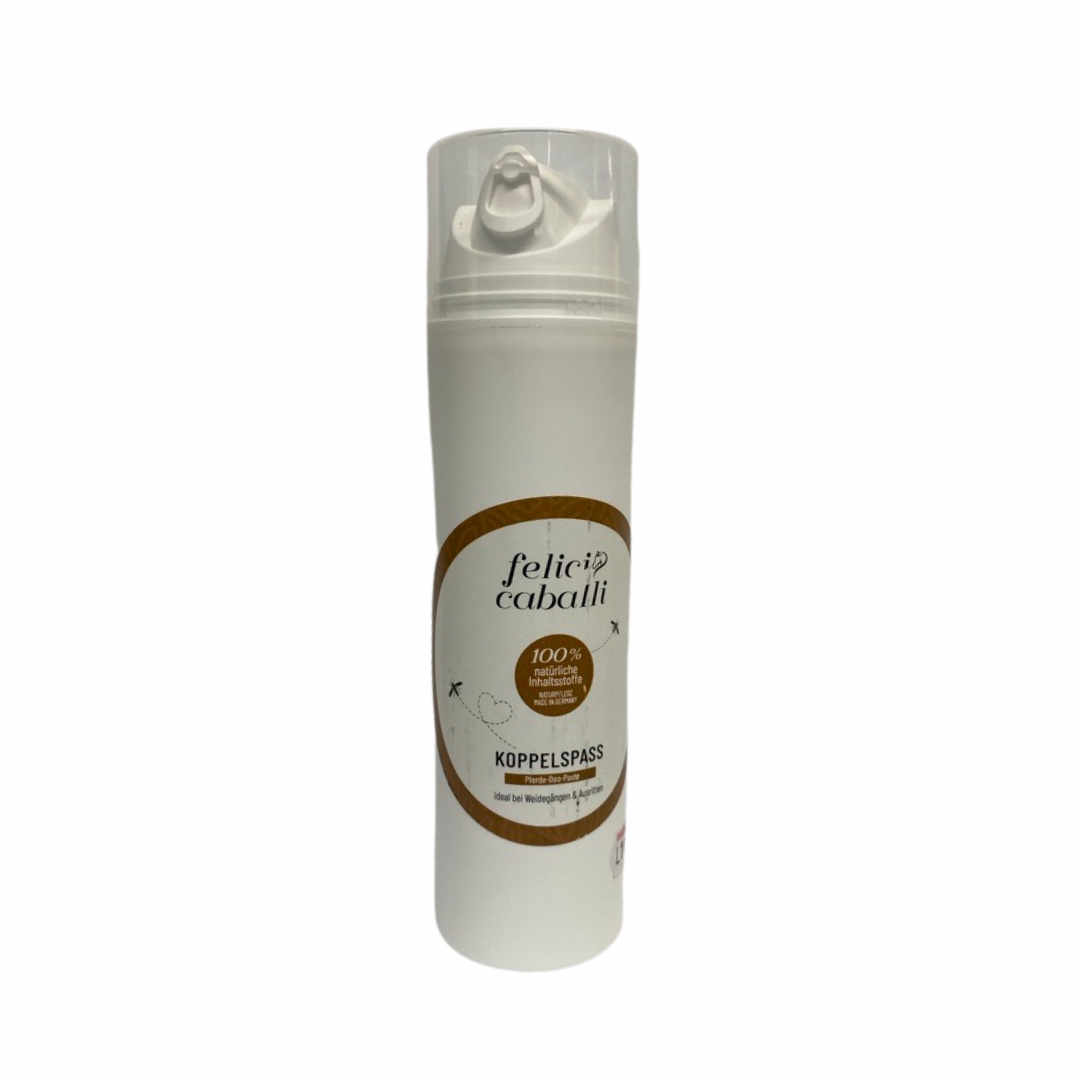 felici caballi - Fliegenpaste Weiße Flasche mit der Aufschrift 'felici caballi FLIEGENPASTE', für die Pflege von Pferden.
